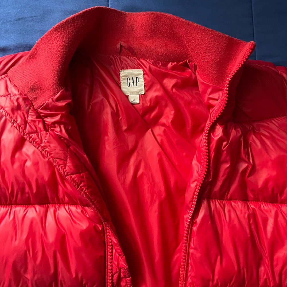 Women’s Gap Jacket (Red) - Picture 2 of 7